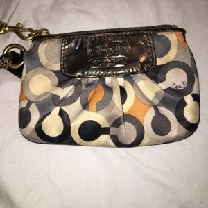 *AUTHENTIC* COACH Wristlet